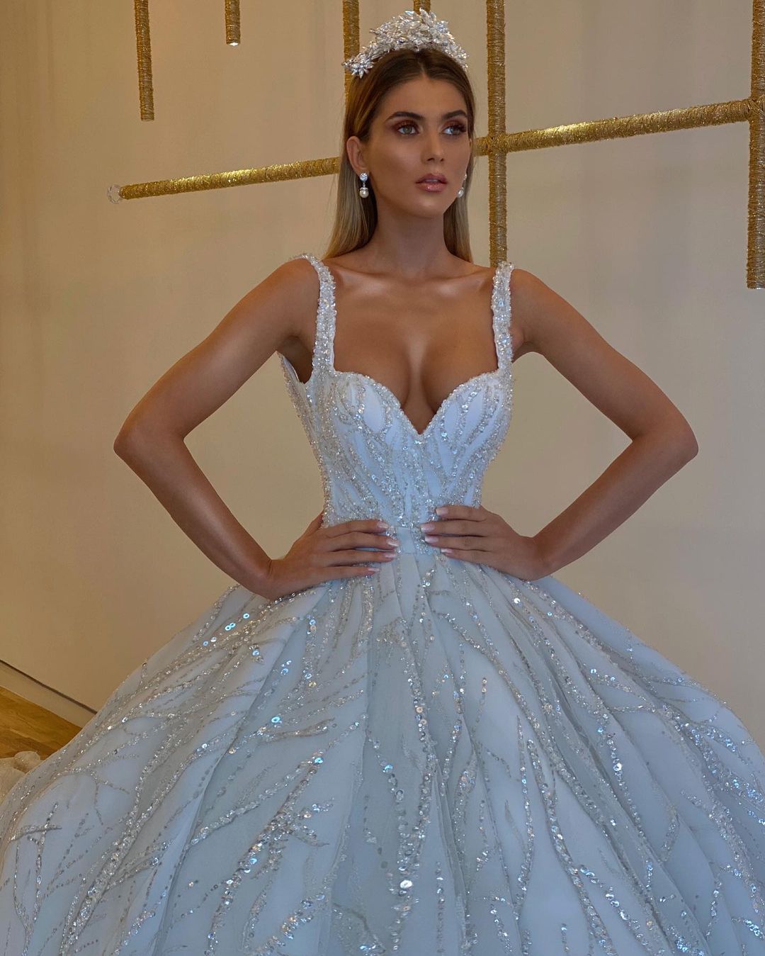 Albina Dyla, balska venčanica